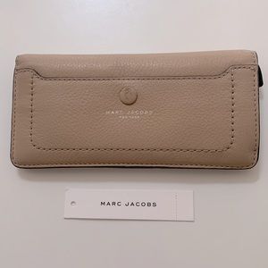 MARC JACOBS M0013050 Sandstone Open Face Leather Wallet